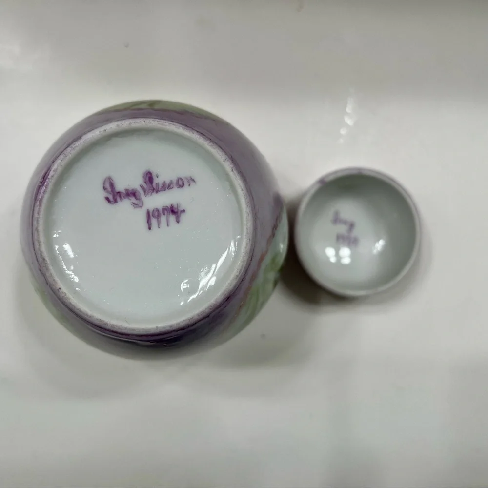 Vintage 1974  Signed Lavender Pink Flowers Ginger Jar Vase With Lid‎ Les Vases